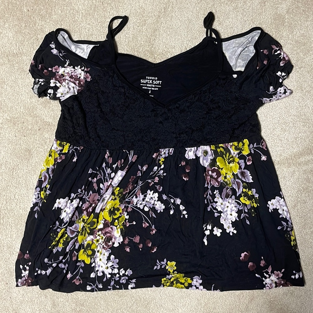 New condition only worn one time had weight loss too big on me now.